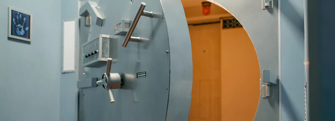 Vault and Safe locksmith services in West Palm Beach, FL